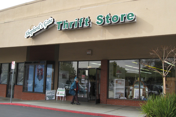 Organizing your home? Make a Thrift Store Donation!